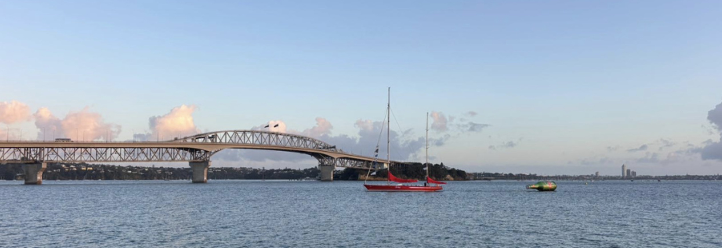 Steinlager celebrates NZ’s finest at the Auckland Marathon in new campaign via PHD Aotearoa, Corner Store, The Tuesday Club and LAB 5